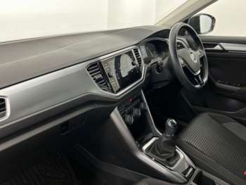 Used Volkswagen T-Roc 2021 for sale - 75127436: Photo