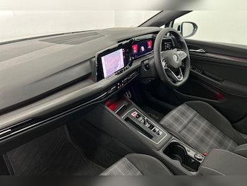 Used Volkswagen Golf 2021 for sale - 75809123: Photo