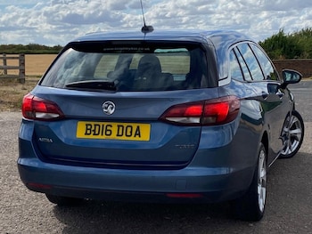 Used Vauxhall Astra 2016 for sale - 79422102: Photo