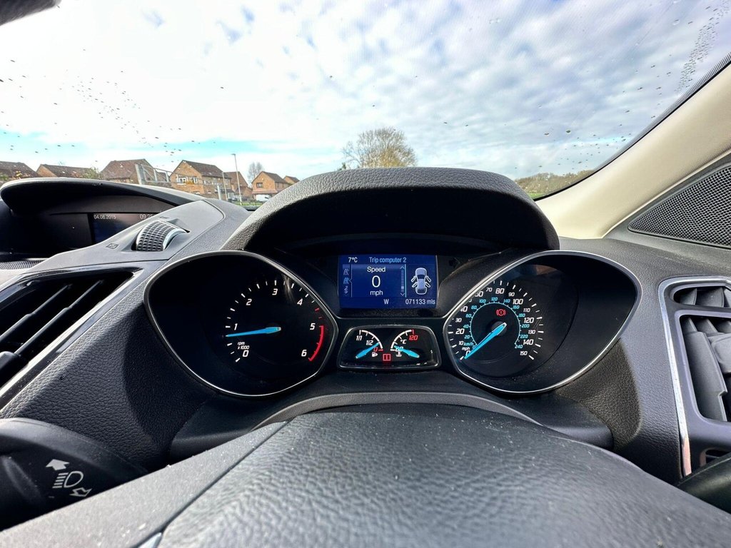 Used Ford Kuga 2015 for sale - 76934611: Photo 12