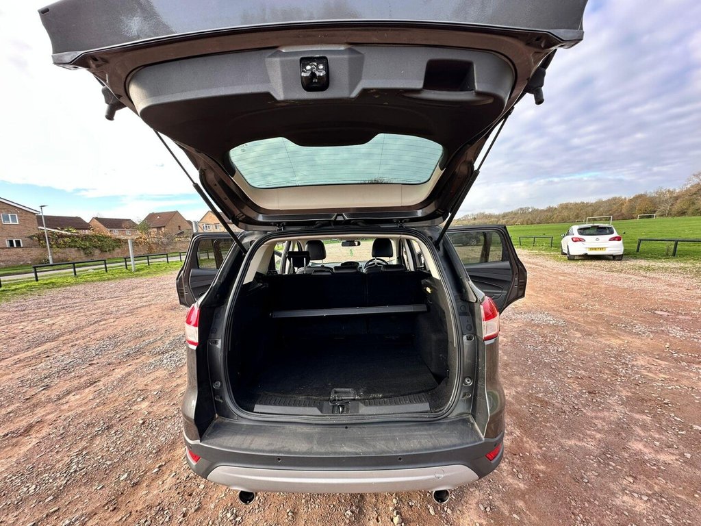 Used Ford Kuga 2015 for sale - 76934611: Photo 30