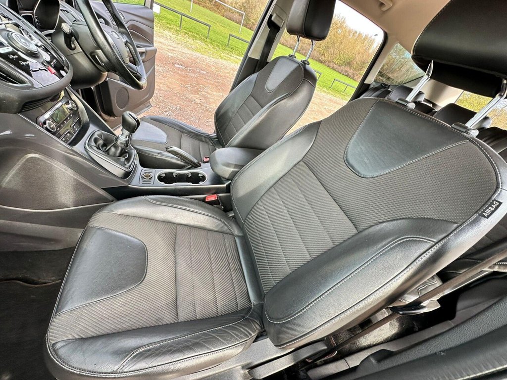 Used Ford Kuga 2015 for sale - 76934611: Photo 34