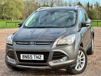 Used Ford Kuga 2015 for sale - 76934611: Photo