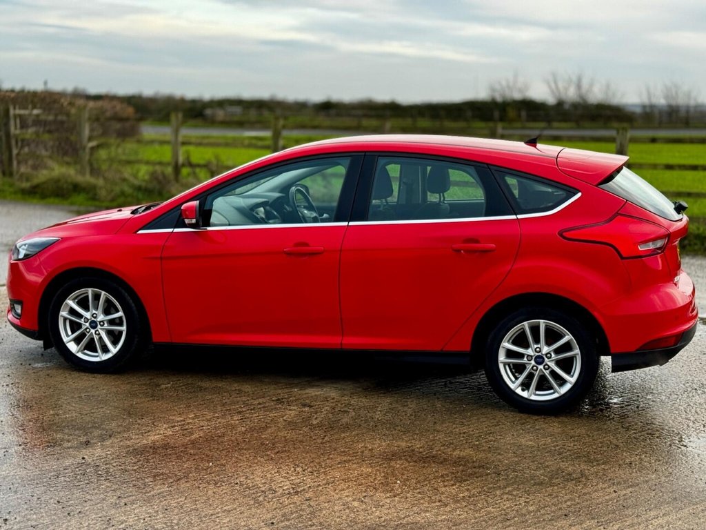 Used Ford Focus 2015 for sale - 76841219: Photo 18