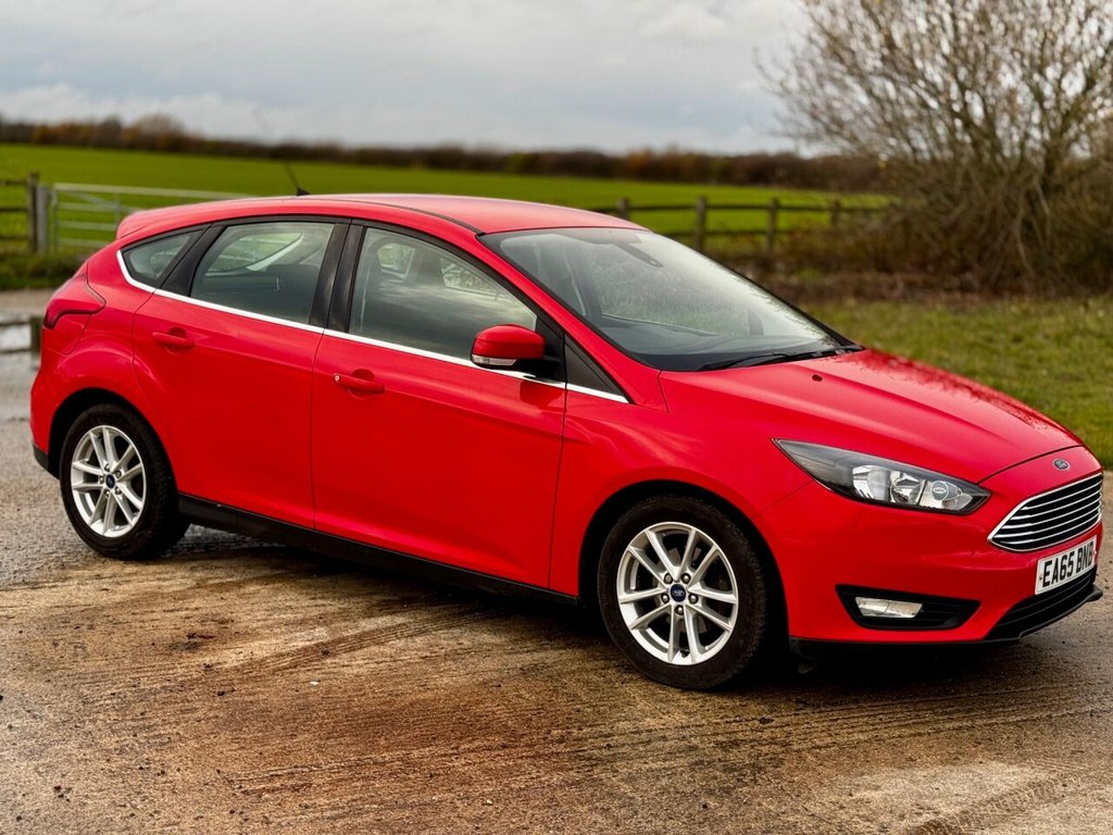 Used Ford Focus 2015 for sale - 76841219: Photo 2