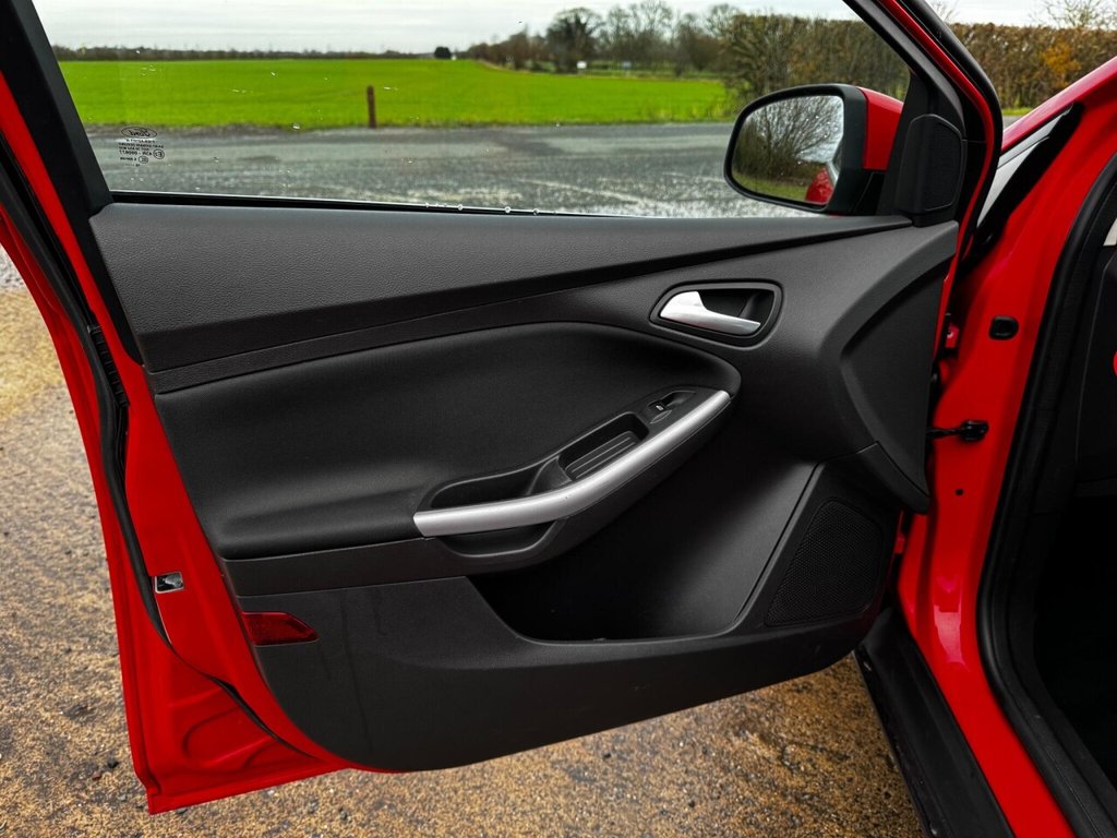 Used Ford Focus 2015 for sale - 76841219: Photo 46