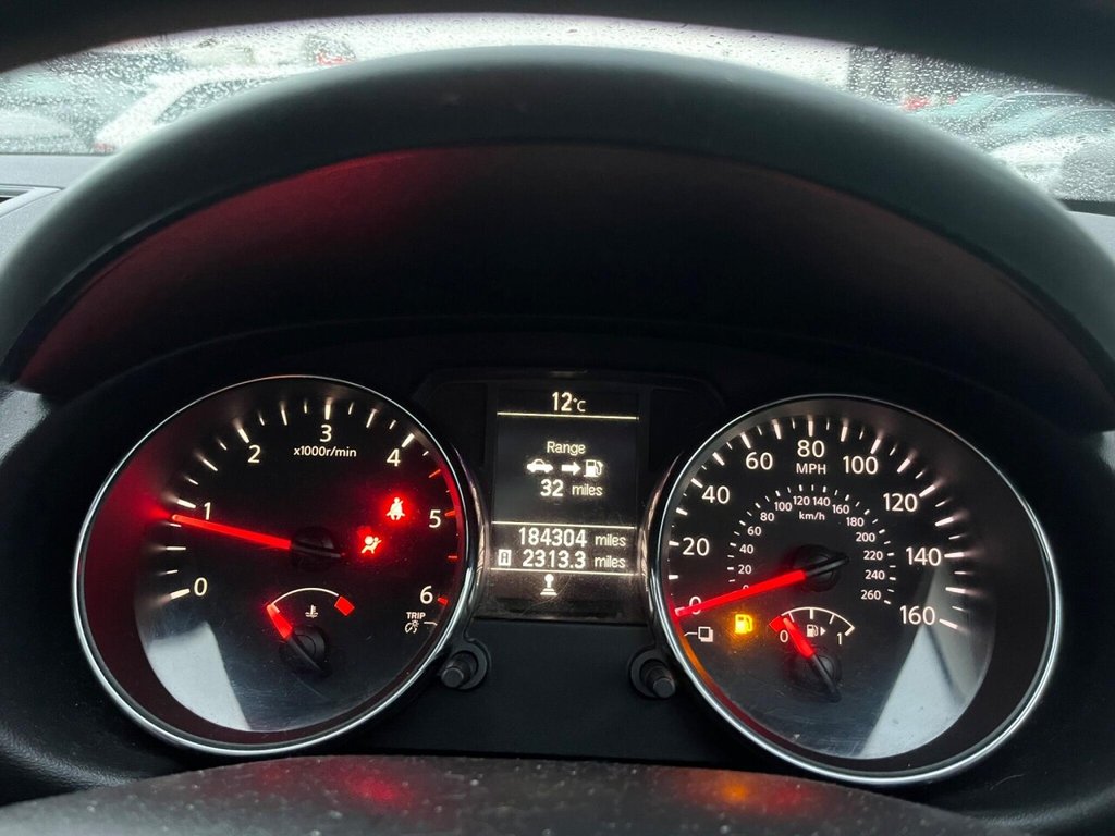 Used Nissan Qashqai 2011 for sale - 77161868: Photo 33