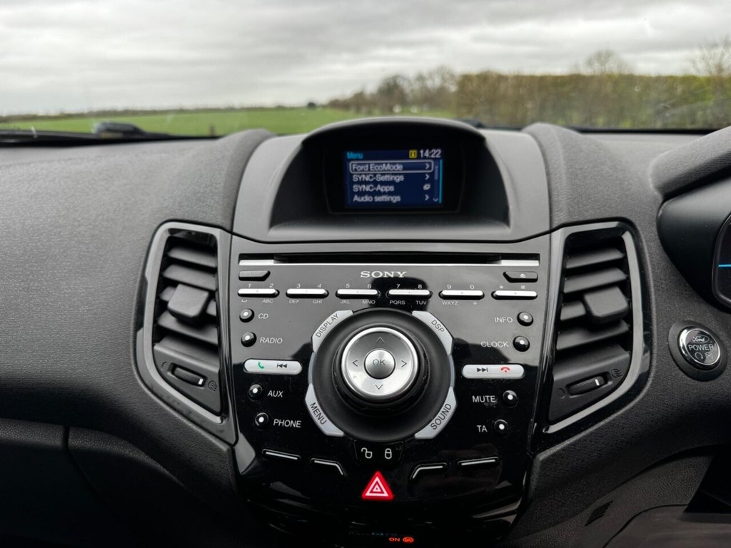 Used Ford Fiesta 2015 for sale - 77885029: Photo 27