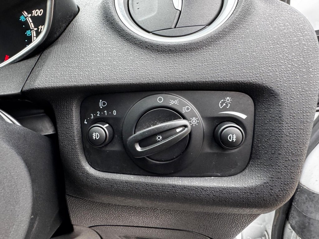 Used Ford Fiesta 2015 for sale - 77885029: Photo 36