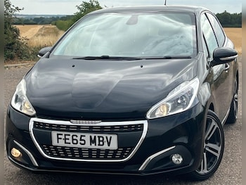 Used Peugeot 208 2016 for sale - 78418384: Photo