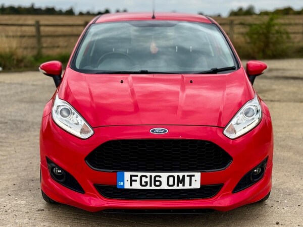 Used Ford Fiesta 2016 for sale - 75136154: Photo 2