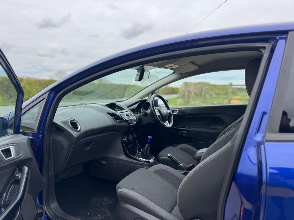 Used Ford Fiesta 2014 for sale - 78124183: Photo 38