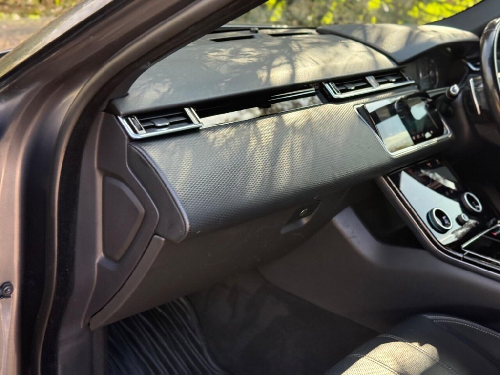 Used Land Rover Range Rover Velar 2018 for sale - 78136970: Photo 22