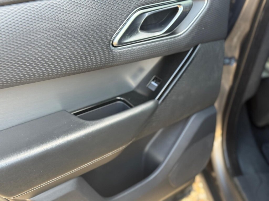 Used Land Rover Range Rover Velar 2018 for sale - 78136970: Photo 35