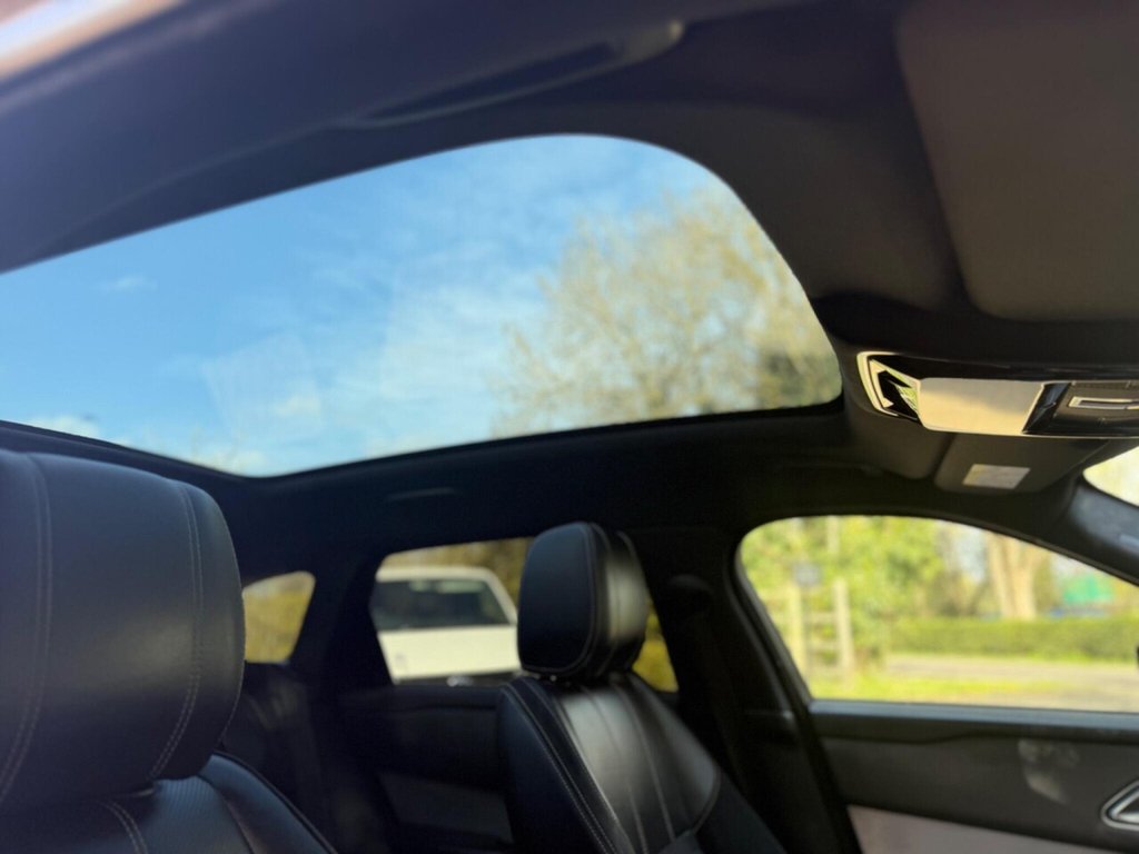 Used Land Rover Range Rover Velar 2018 for sale - 78136970: Photo 50