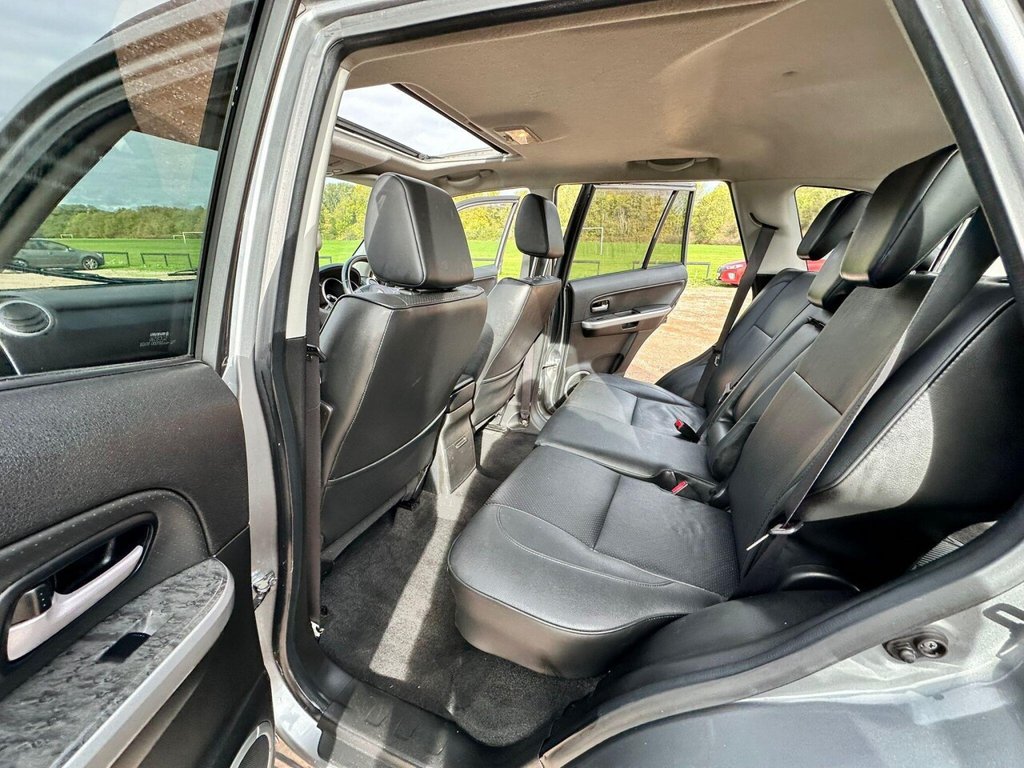 Used Suzuki Grand Vitara 2010 for sale - 76356649: Photo 23