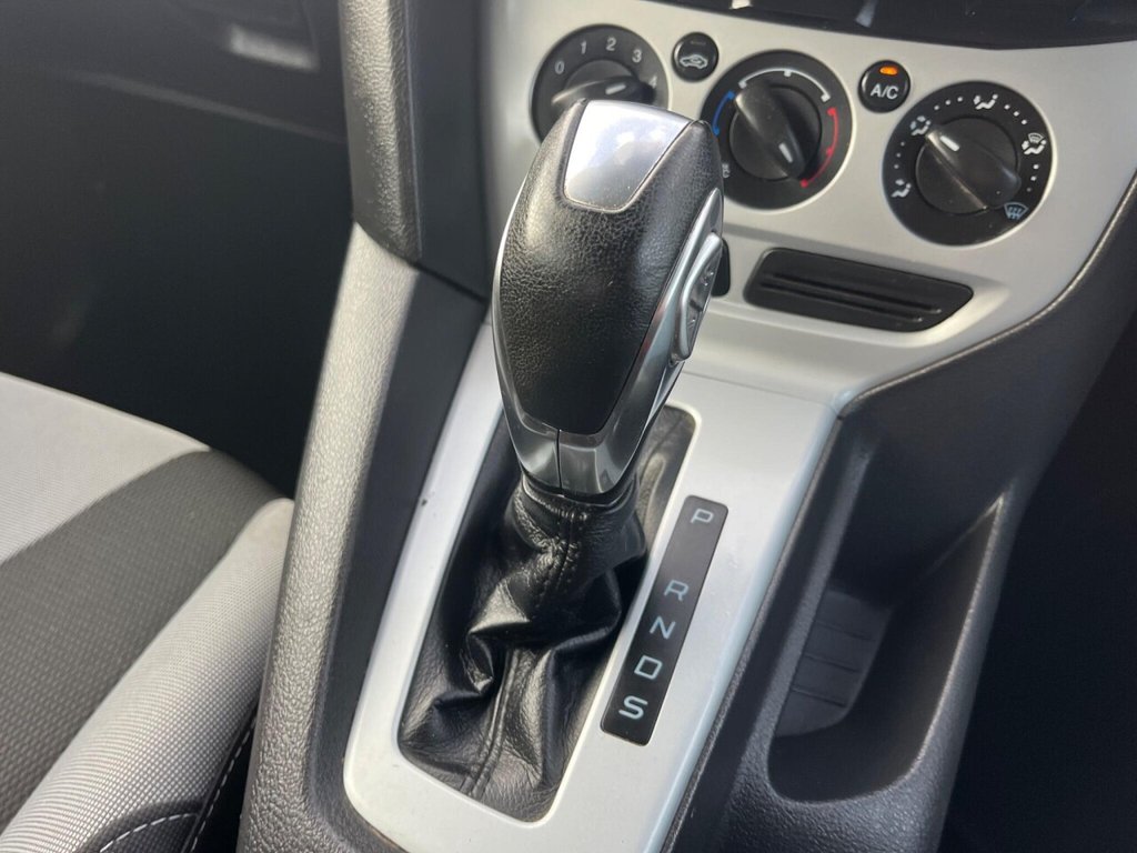 Used Ford Focus 2012 for sale - 76868125: Photo 18