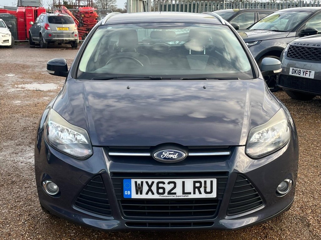Used Ford Focus 2012 for sale - 76868125: Photo 2
