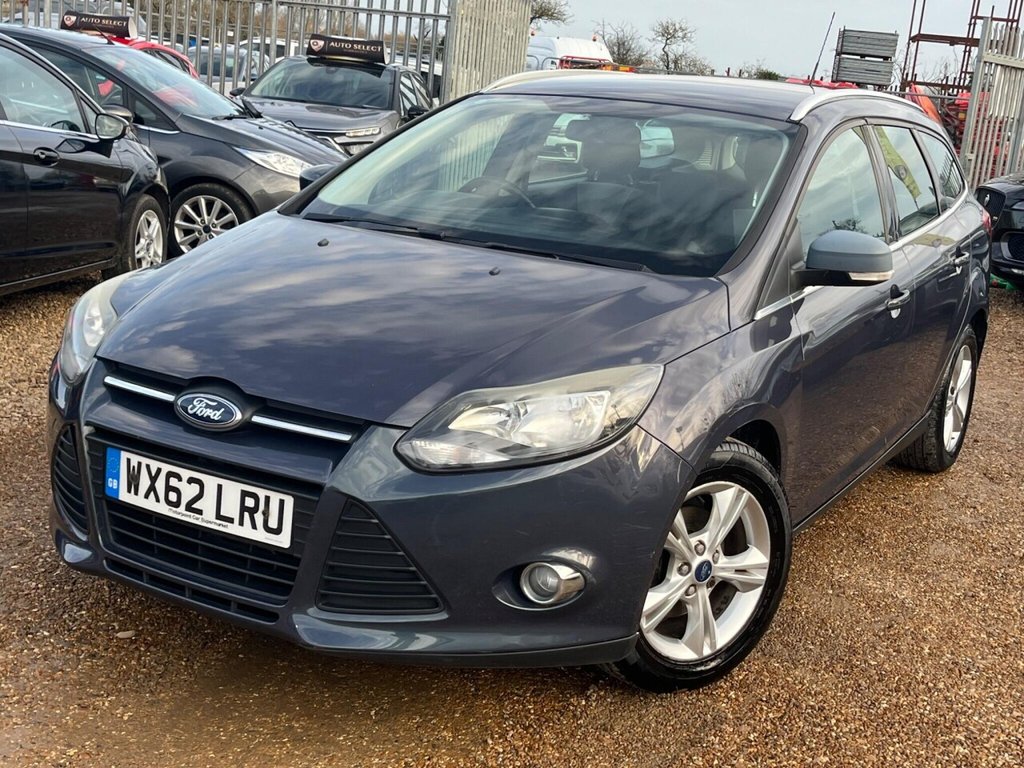 Used Ford Focus 2012 for sale - 76868125: Photo 3