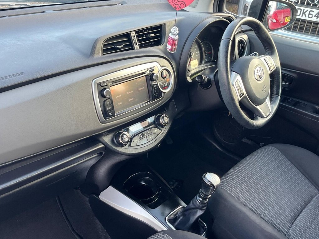 Used Toyota Yaris 2014 for sale - 76327914: Photo 20
