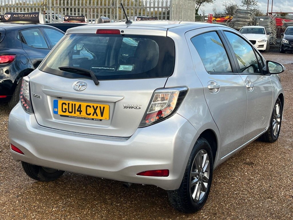Used Toyota Yaris 2014 for sale - 76327914: Photo 24