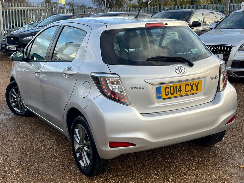 Used Toyota Yaris 2014 for sale - 76327914: Photo 3
