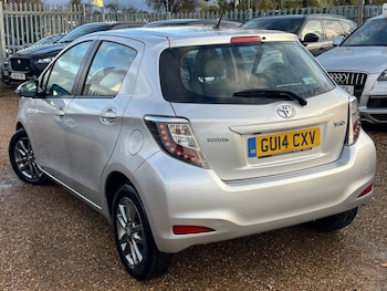 Used Toyota Yaris 2014 for sale - 76327914: Photo