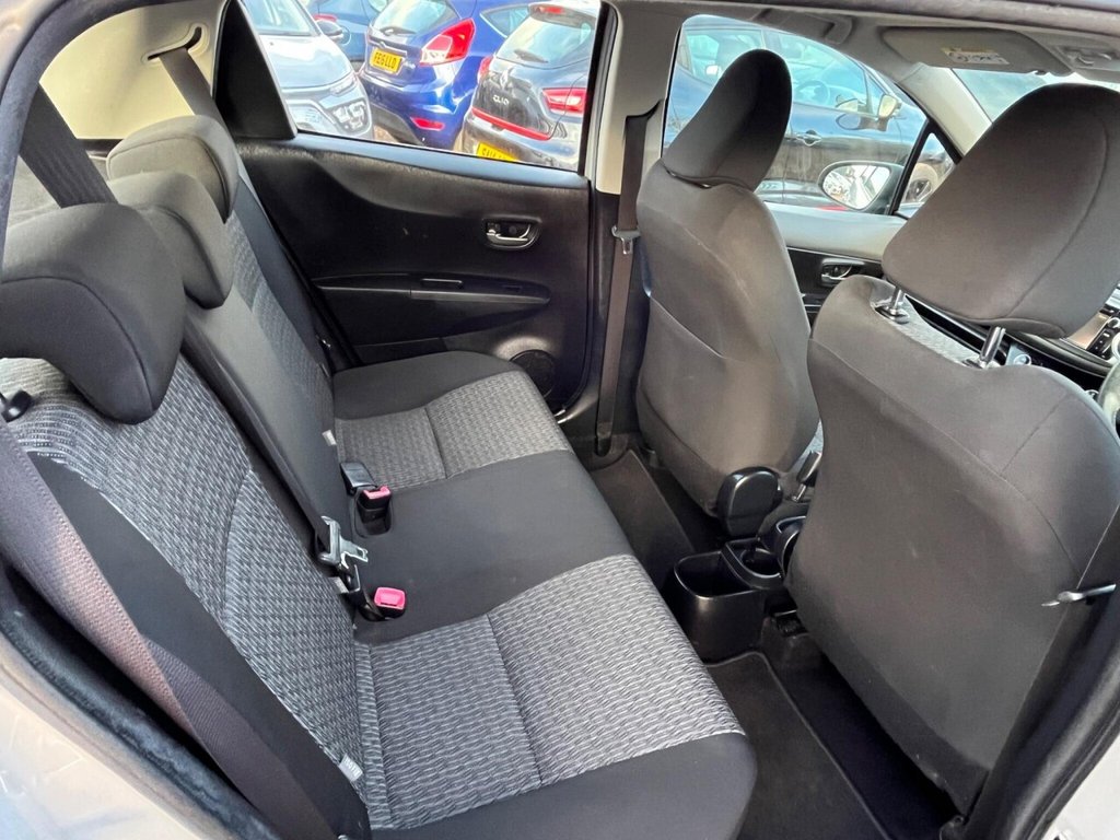 Used Toyota Yaris 2014 for sale - 76327914: Photo 7