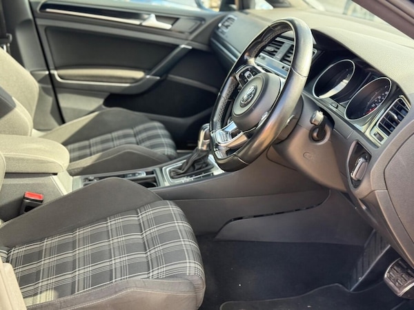 Used Volkswagen Golf 2016 for sale - 76266552: Photo 13