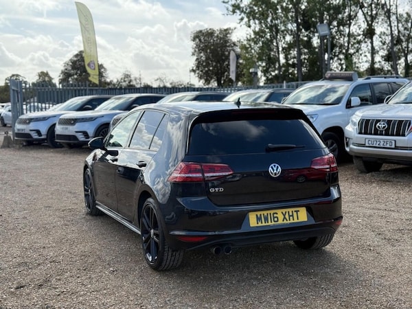 Used Volkswagen Golf 2016 for sale - 76266552: Photo 4