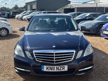 Used Mercedes-Benz E Class 2011 for sale - 78793387: Photo