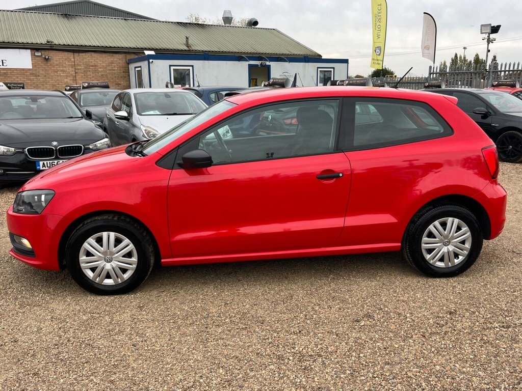 Used Volkswagen Polo 2016 for sale - 76318725: Photo 3