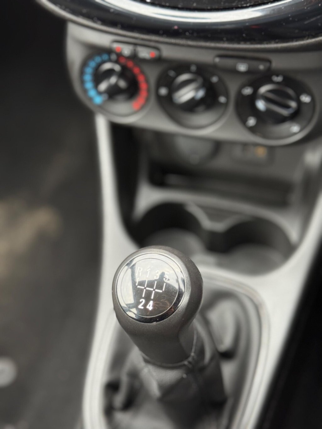 Used Vauxhall Corsa 2015 for sale - 77355664: Photo 48