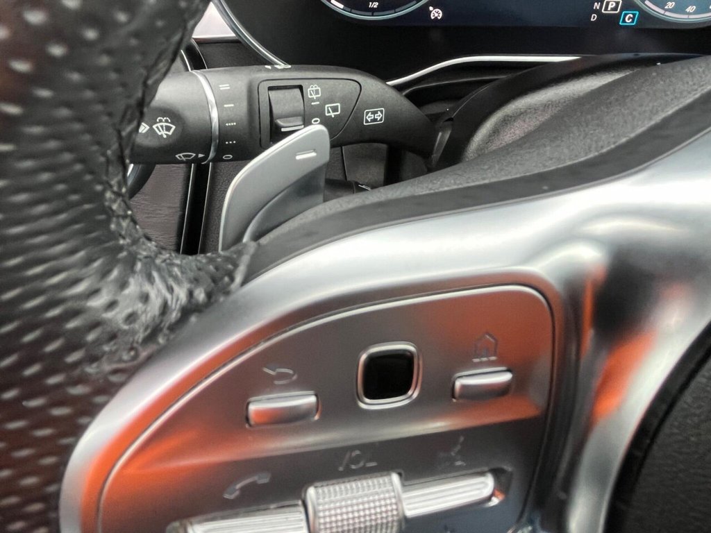 Used Mercedes-Benz GLC 2020 for sale - 76867884: Photo 32