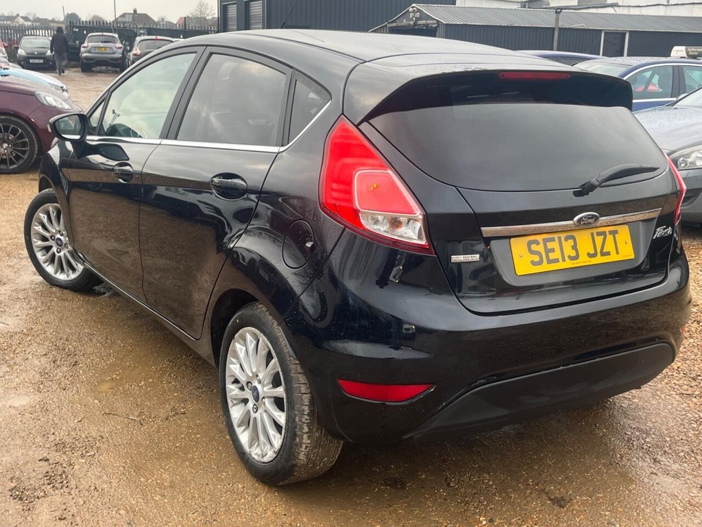 Used Ford Fiesta 2013 for sale - 77319561: Photo 11