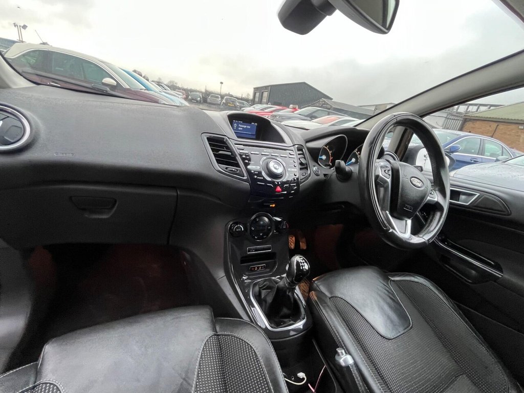 Used Ford Fiesta 2013 for sale - 77319561: Photo 23