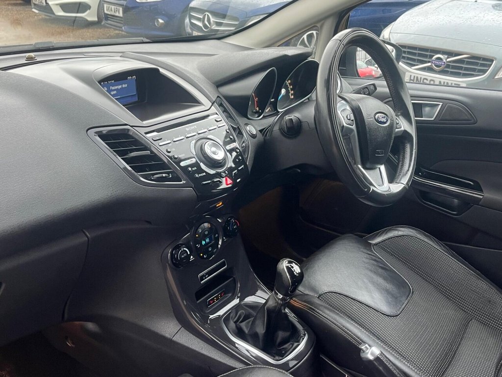 Used Ford Fiesta 2013 for sale - 77319561: Photo 24