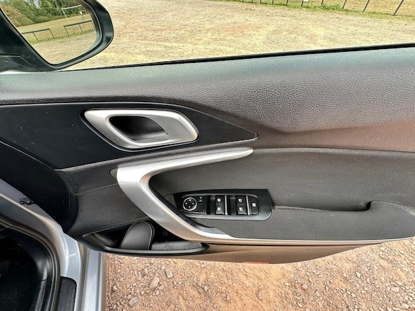 Used Kia Ceed 2021 for sale - 75727490: Photo 25