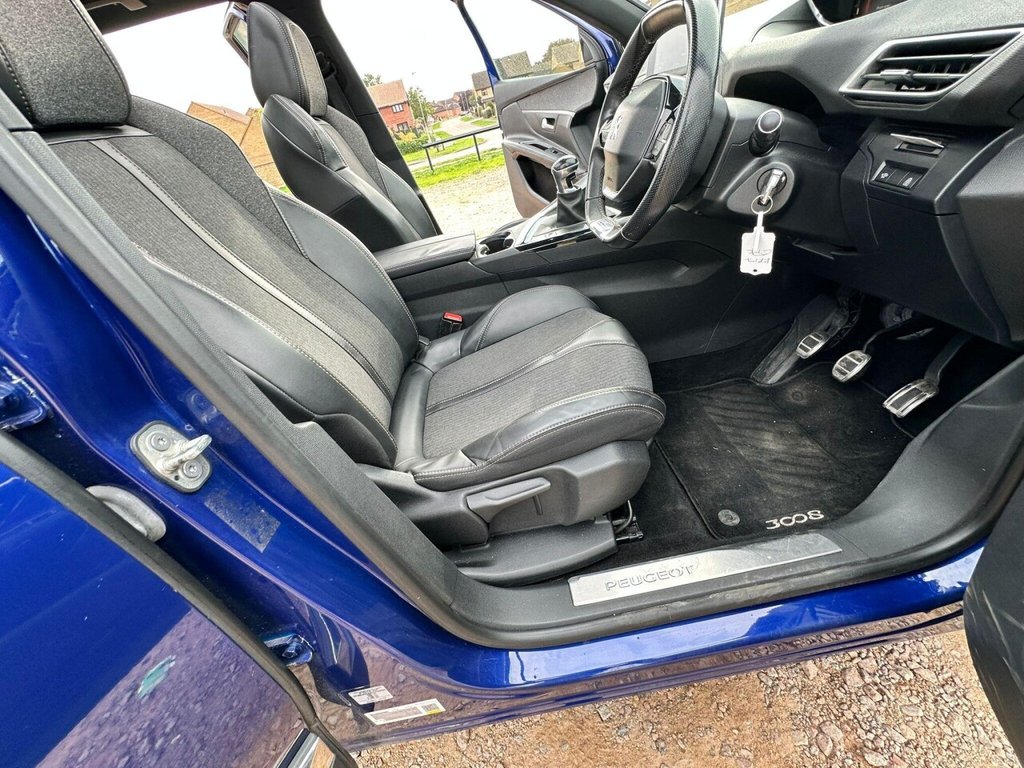 Used Peugeot 3008 2017 for sale - 76154543: Photo 18