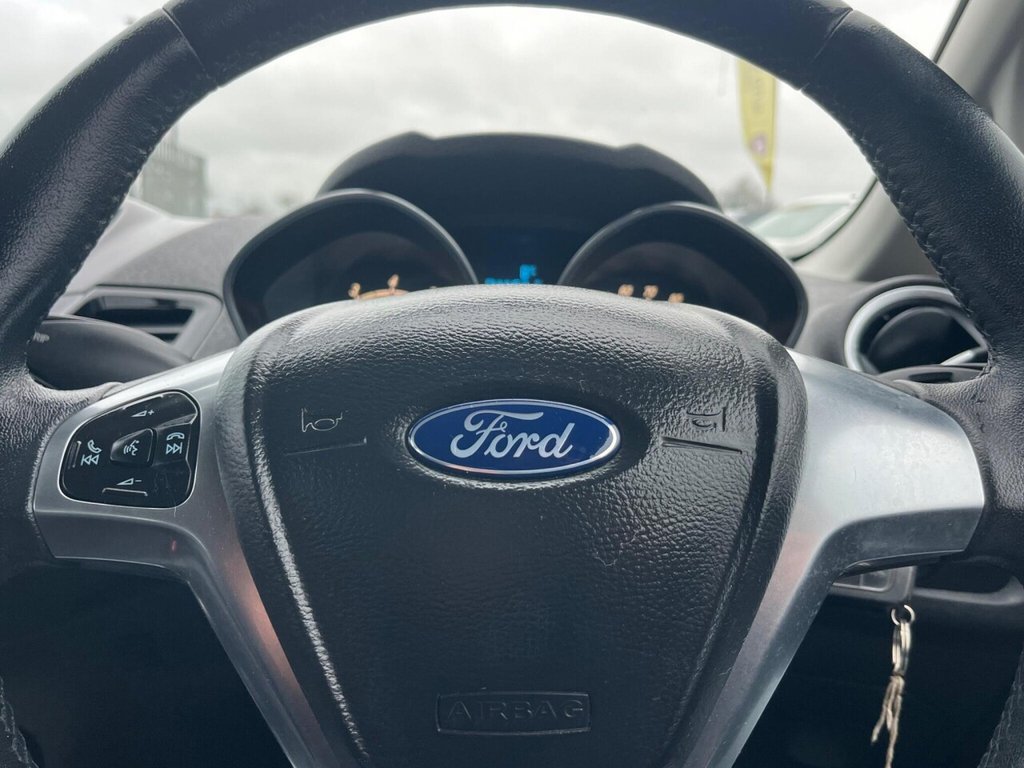 Used Ford Fiesta 2015 for sale - 77588277: Photo 40