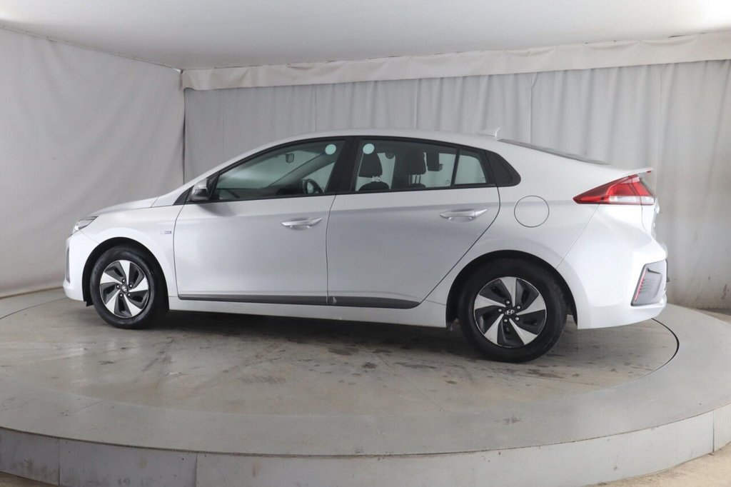 Used Hyundai IONIQ 2018 for sale - 76665619: Photo 4