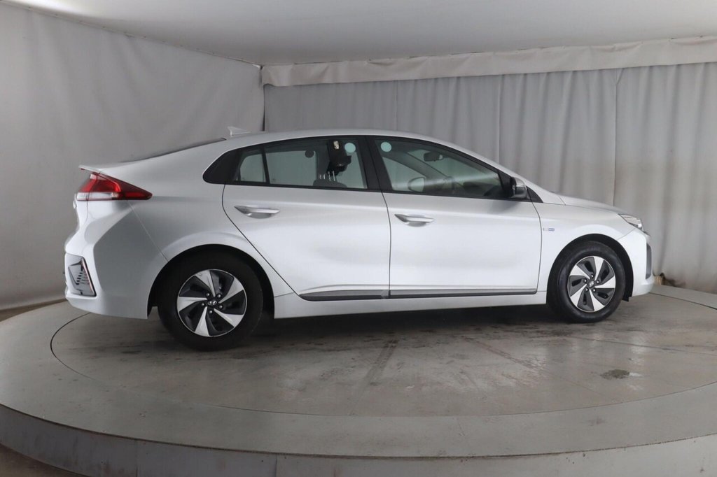 Used Hyundai IONIQ 2018 for sale - 76665619: Photo 8
