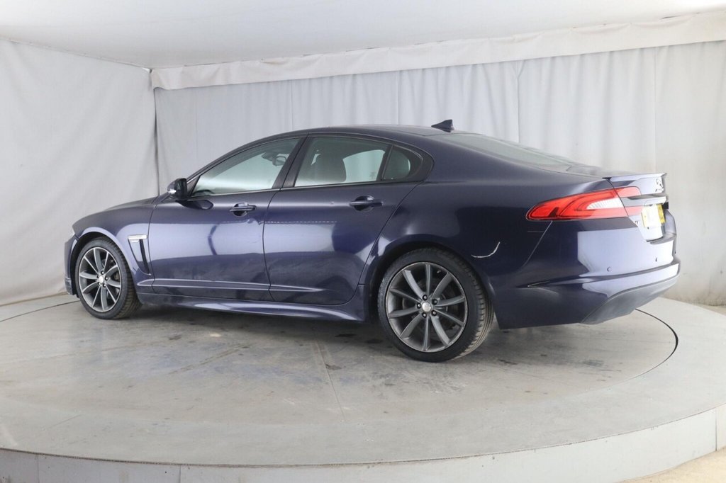Used Jaguar XF 2015 for sale - 76386350: Photo 5