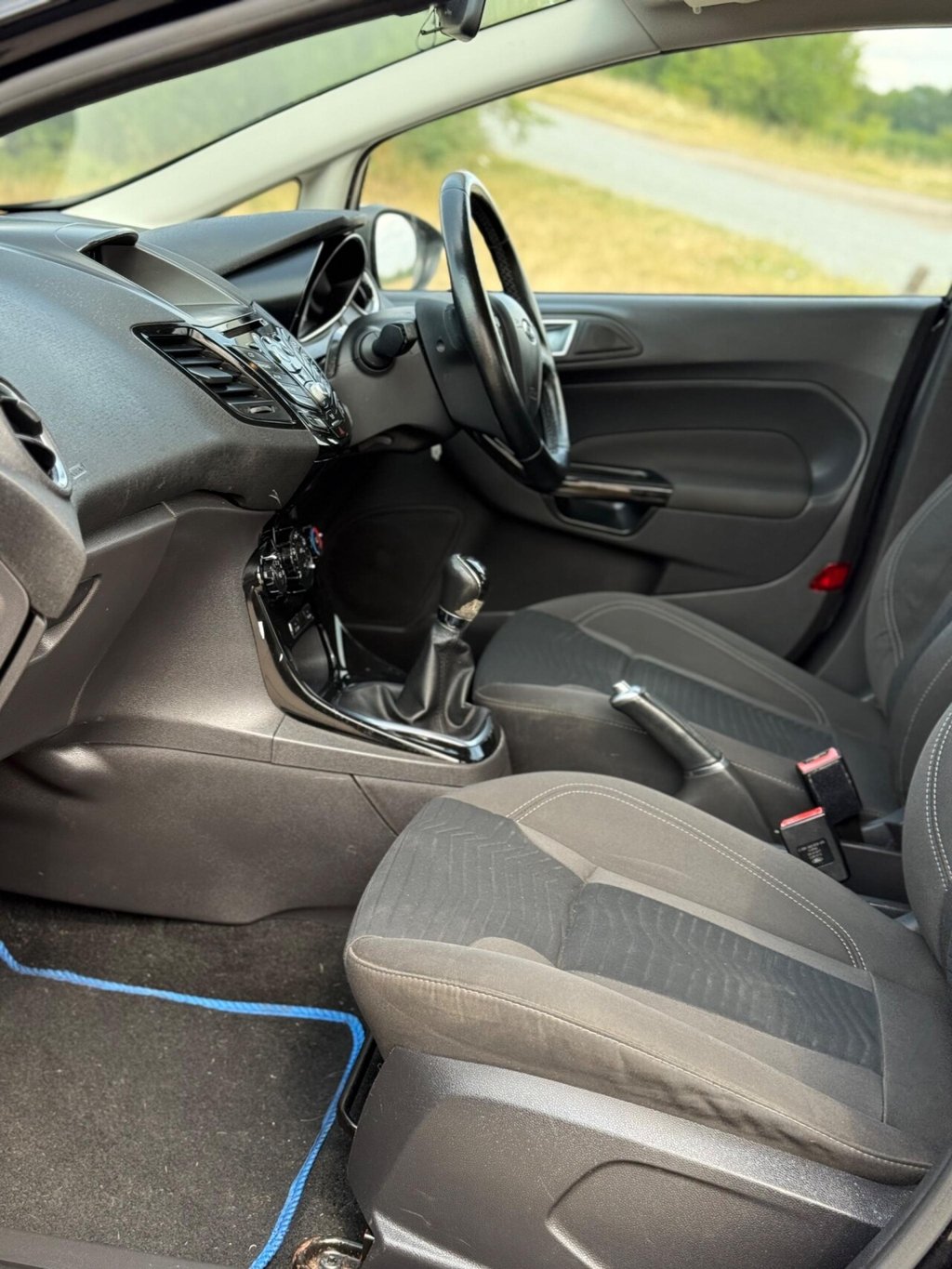 Used Ford Fiesta 2015 for sale - 76909821: Photo 39