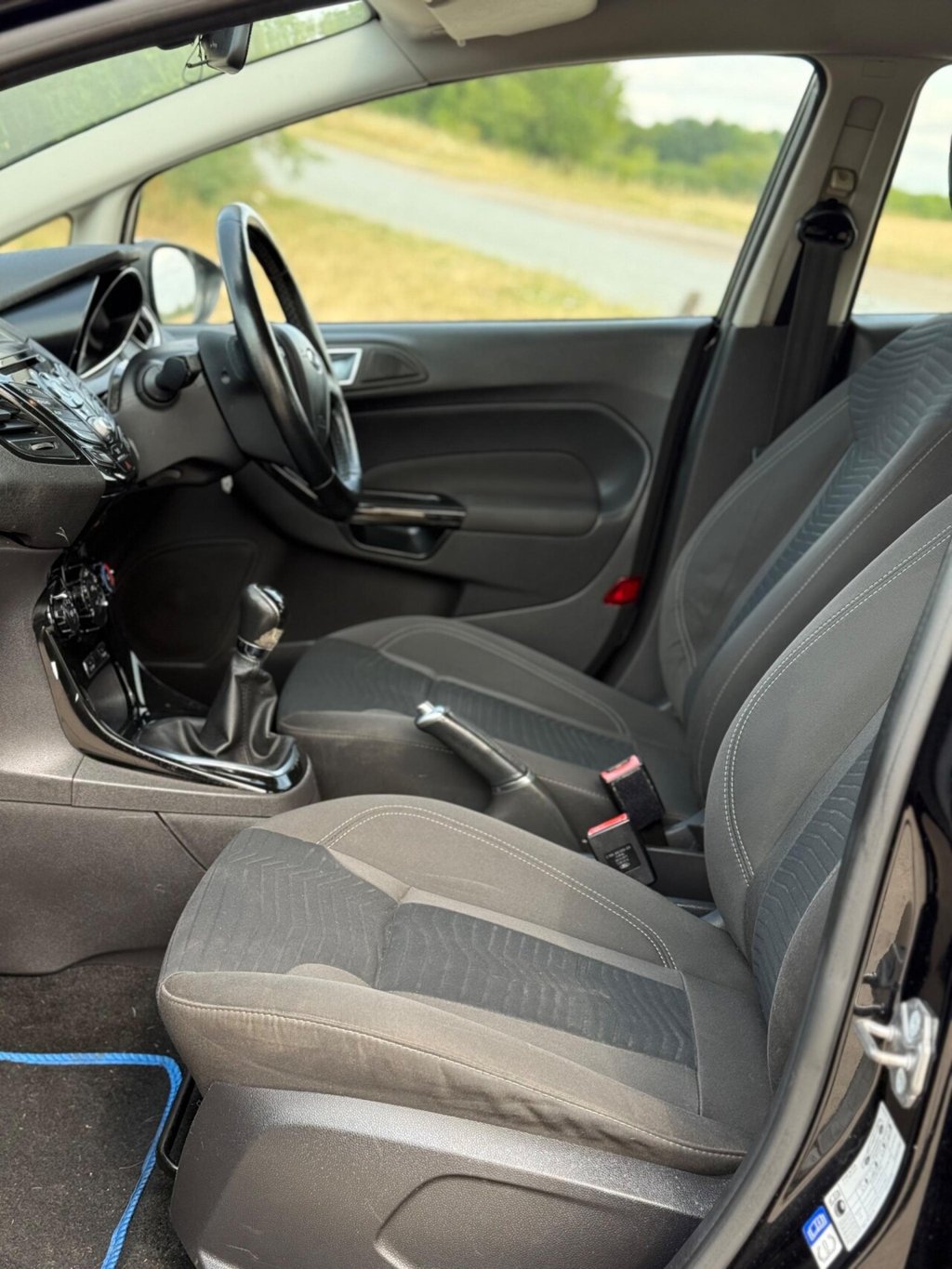 Used Ford Fiesta 2015 for sale - 76909821: Photo 40