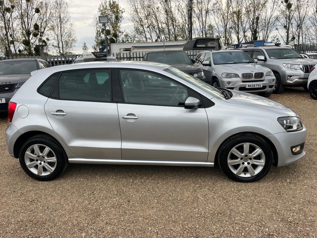 Used Volkswagen Polo 2013 for sale - 76315725: Photo 6