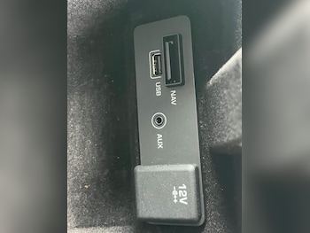 Land Rover Discovery Sport feature image