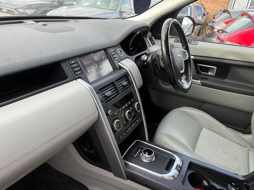 Used Land Rover Discovery Sport 2016 for sale - 78082563: Photo 22