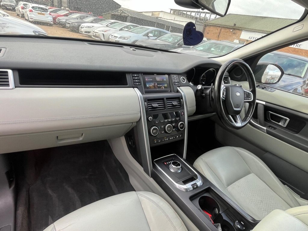 Used Land Rover Discovery Sport 2016 for sale - 78082563: Photo 23