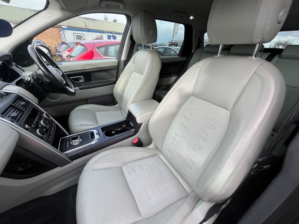 Used Land Rover Discovery Sport 2016 for sale - 78082563: Photo 24